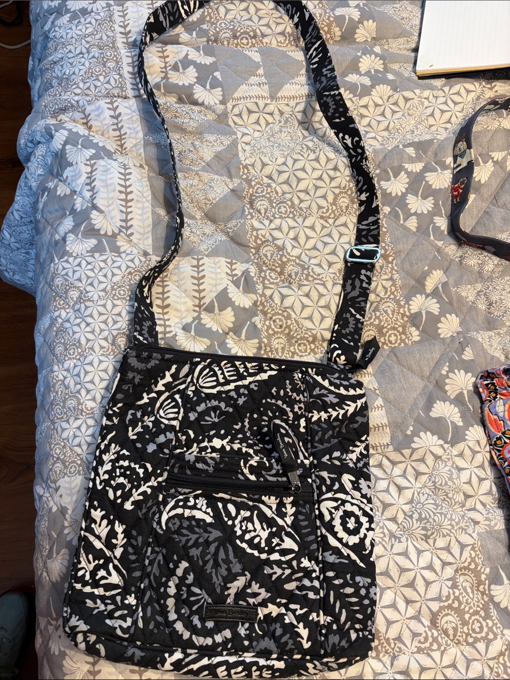 Vera Bradley Hipster Crossbody Bag in Paisley Noir
